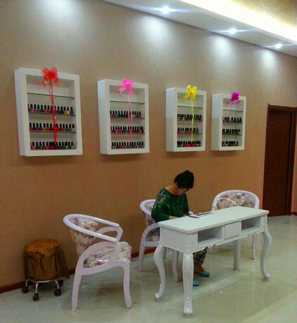 嘿嘿视频在线观看美容院