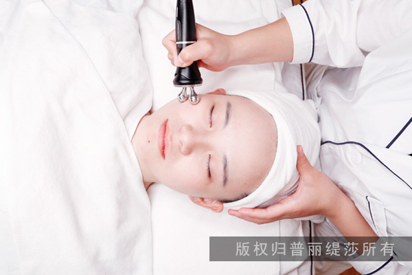 美容院内永不过时的三个赚钱的项目