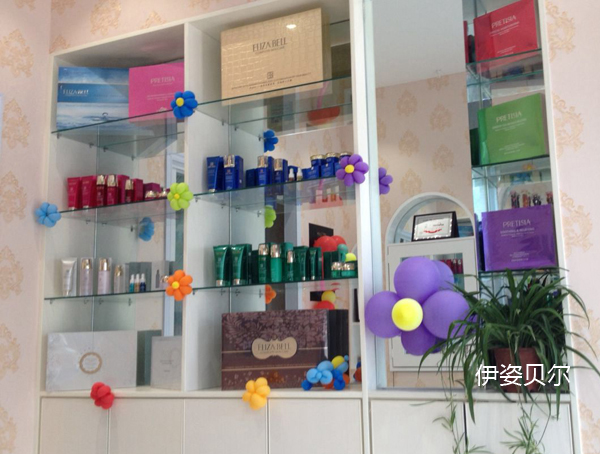 嘿嘿视频黄色欧美风柜