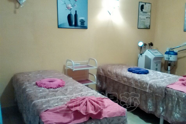 湖南衡阳嘿嘿视频在线观看美容间