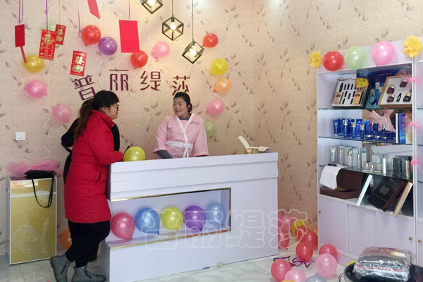 河北保定嘿嘿视频在线观看连锁店大厅