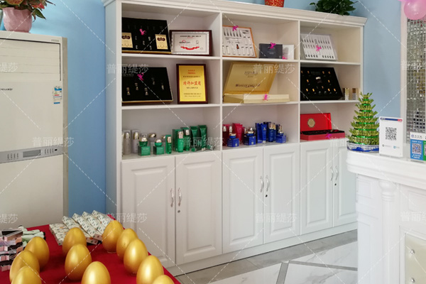 苏州嘿嘿连载APP店嘿嘿视频黄色欧美风展示区