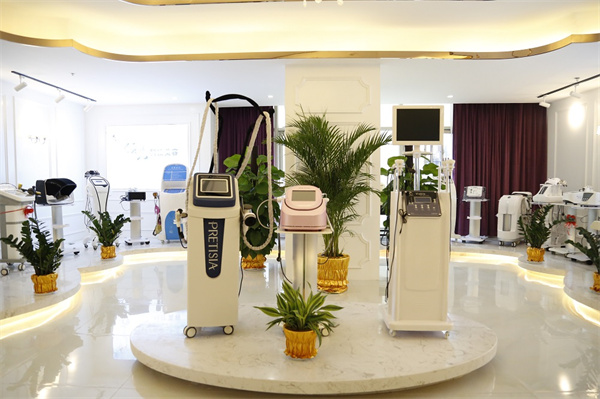 2023开美容院是嘿嘿连载APP好还是自创嘿嘿视频污版好？