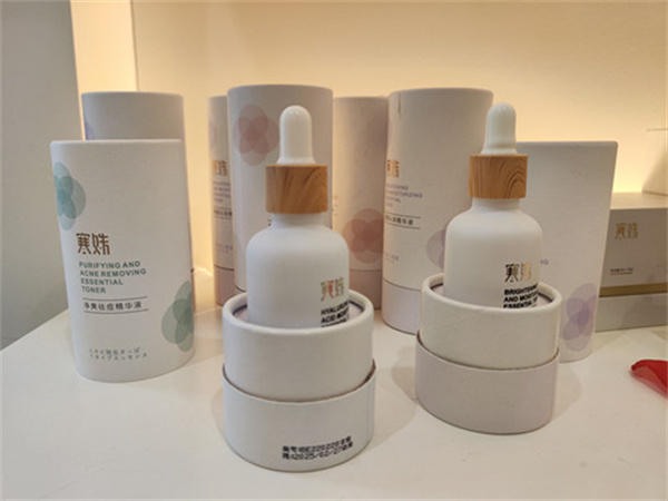 美容院老板经历分享：避开这些隐形陷阱！