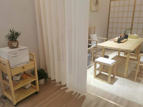 新手想开个皮肤管理店具体需要怎么弄？